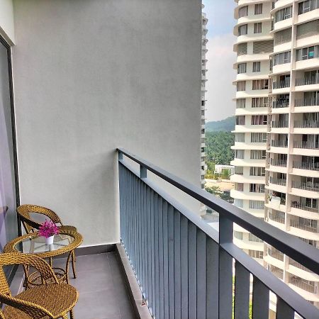 Hani Homestay Wifi Netflix Secure Parking Klia Usim Inti Aeon Mall Нилай Экстерьер фото
