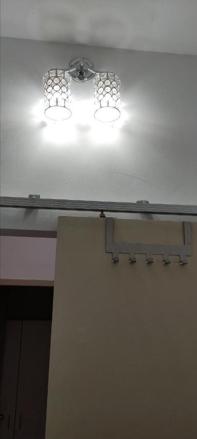 Hani Homestay Wifi Netflix Secure Parking Klia Usim Inti Aeon Mall Нилай Экстерьер фото