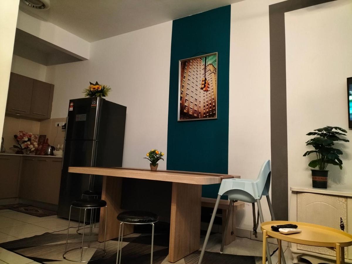 Hani Homestay Wifi Netflix Secure Parking Klia Usim Inti Aeon Mall Нилай Экстерьер фото